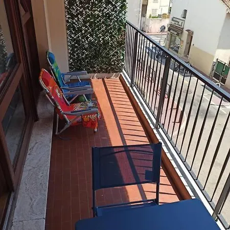 4 Pers, Terrasse, Climatisation, Parking Inclus アパート *